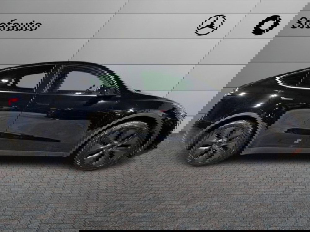 Tesla Model Y usata a Bologna (2)