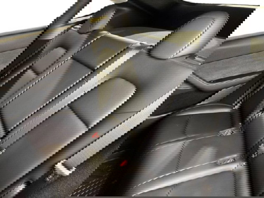 Tesla Model Y usata a Bologna (9)