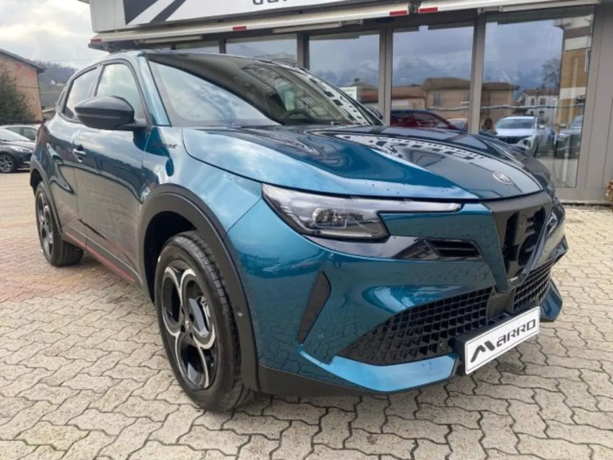 Alfa Romeo Junior nuova a Cuneo (2)