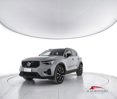 Volvo XC40 B3 automatico Ultimate Dark N1 del 2023 usata a Corciano