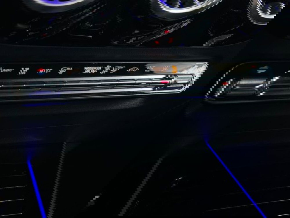 Mercedes-Benz GLA SUV usata a Verona (14)