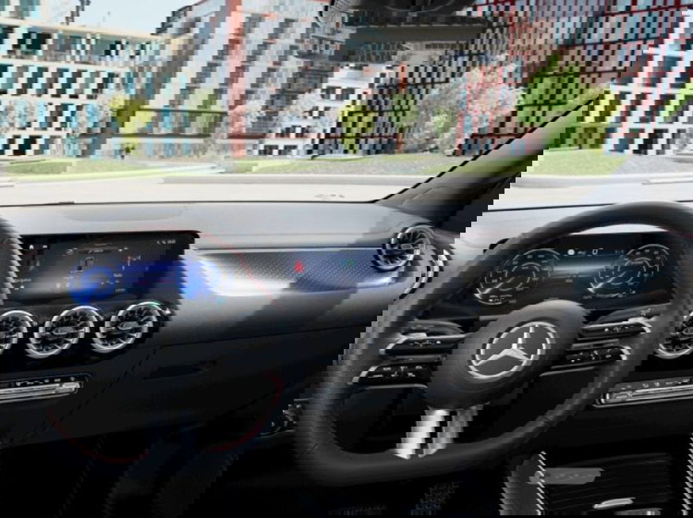 Mercedes-Benz EQA nuova a Verona (5)