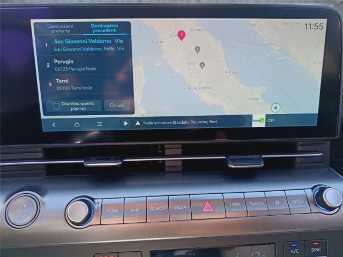 Hyundai Kona usata a Bari (18)