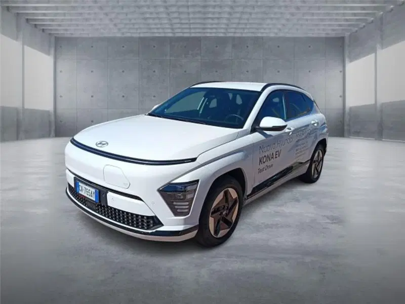 Hyundai Kona usata a Bari (3)