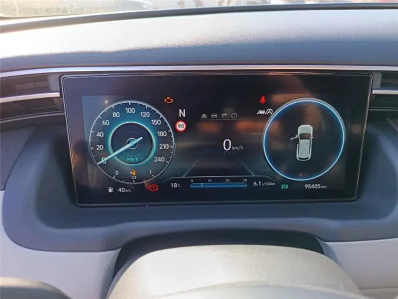 Hyundai Tucson usata a Bari (15)