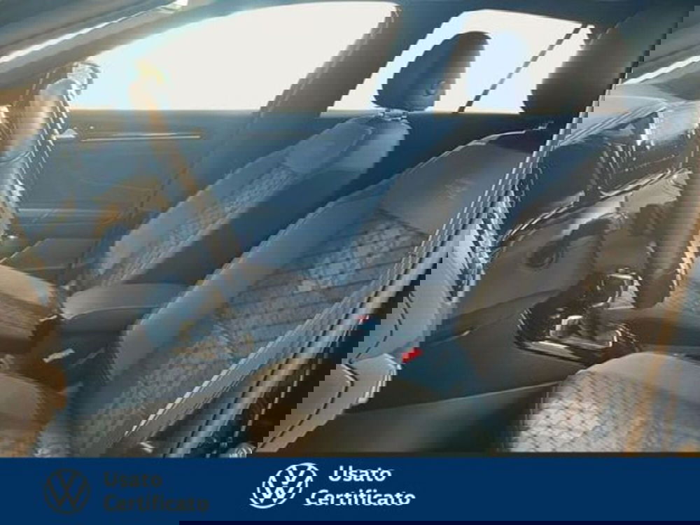 Volkswagen T-Roc usata a Vicenza (13)