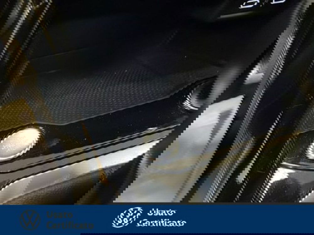 Volkswagen T-Roc usata a Vicenza (17)