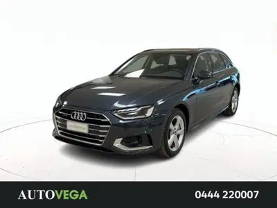 Audi A4 Avant 40 2.0 tdi mhev Business Advanced 204cv s-tronic del 2022 usata a Arzignano
