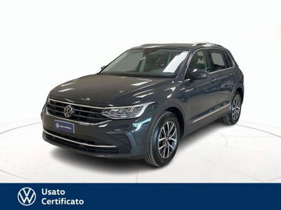 Volkswagen Tiguan Allspace 2.0 tdi Life 150cv dsg del 2023 usata a Arzignano