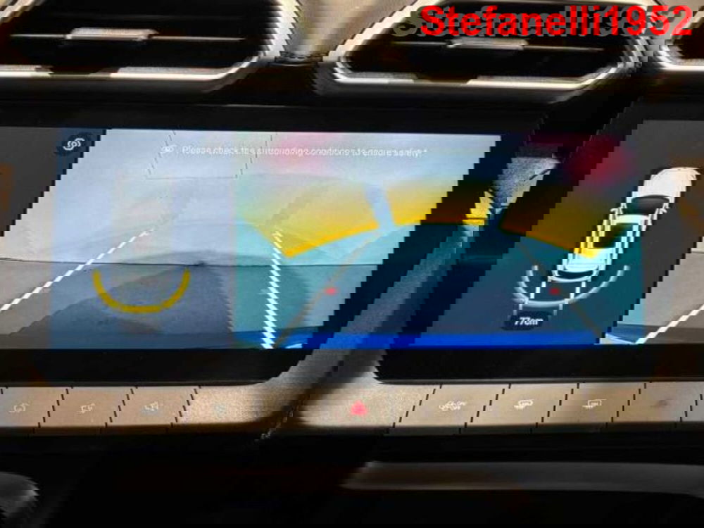 Mg ZS EV nuova a Bologna (12)