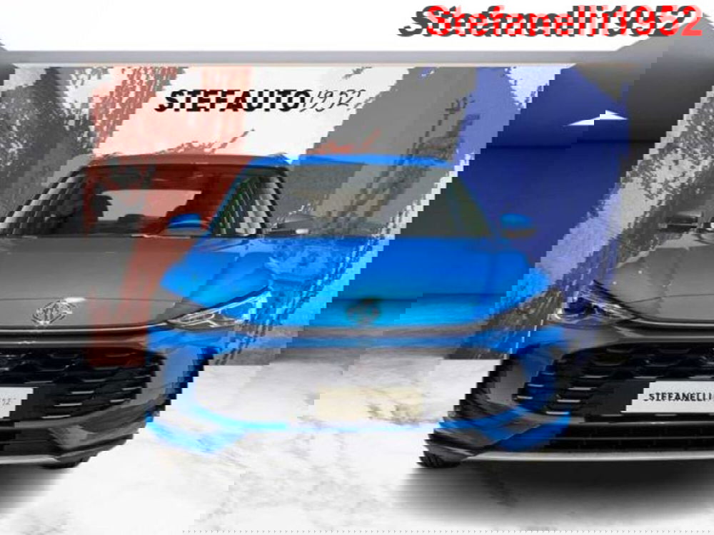 Mg ZS EV nuova a Bologna (4)