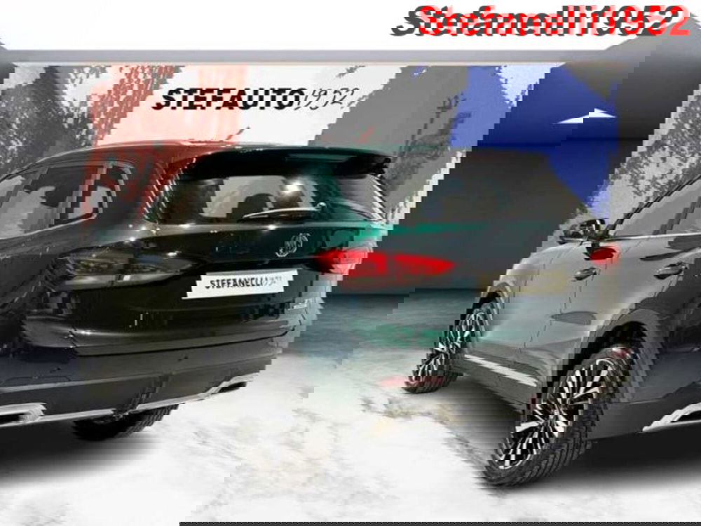 Mg ZS EV nuova a Bologna (5)