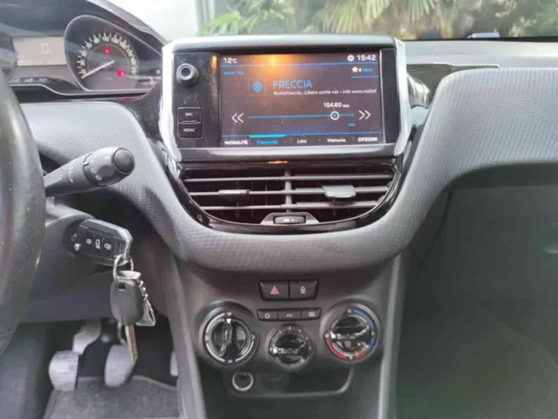 Peugeot 2008 usata a Sassari (12)