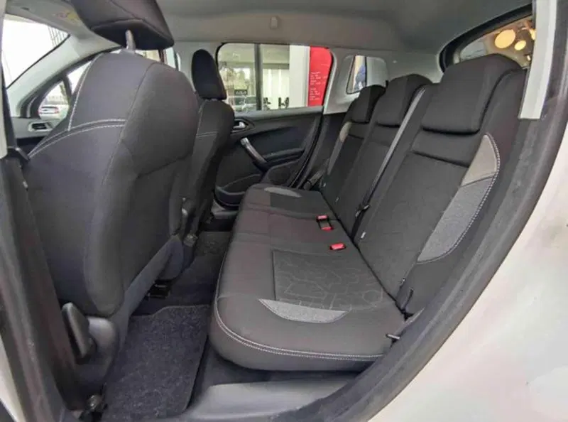 Peugeot 2008 usata a Sassari (14)