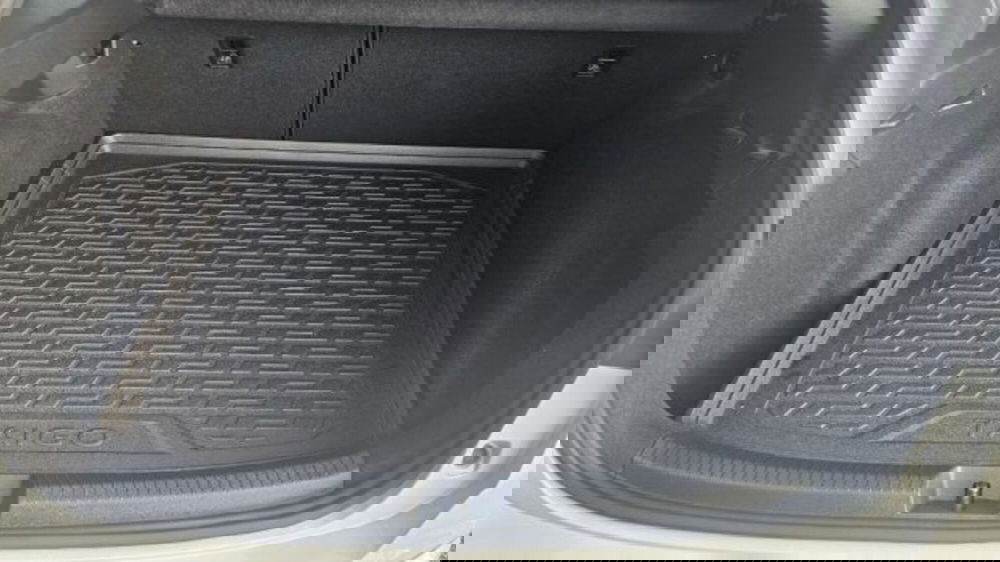 Volkswagen Taigo usata a Lucca (19)