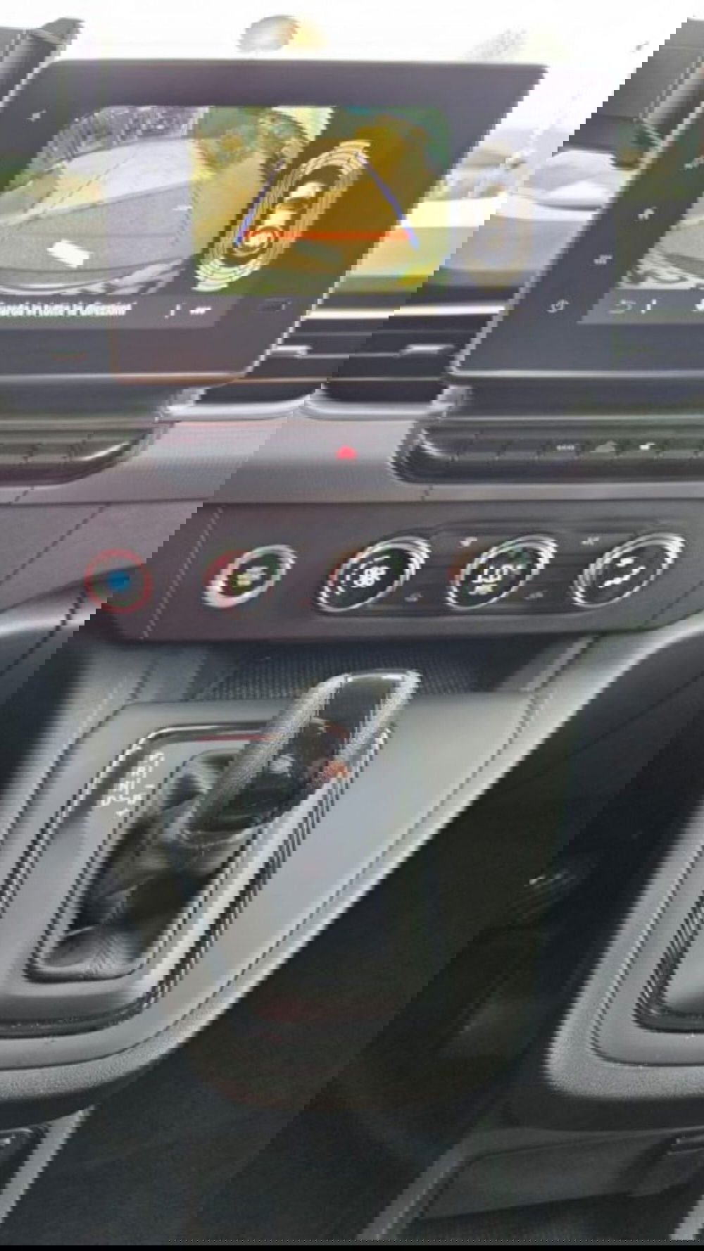 Nissan Townstar usata a Lucca (12)