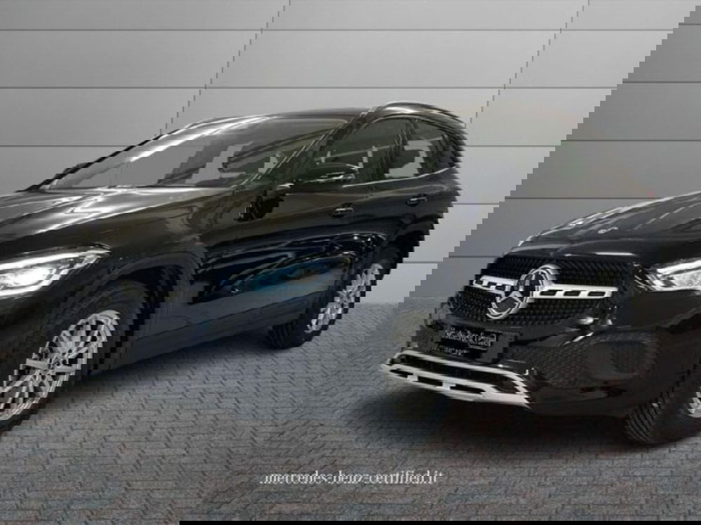 Mercedes-Benz GLA SUV usata a Avellino