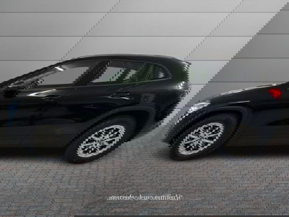 Mercedes-Benz GLA SUV usata a Avellino (6)