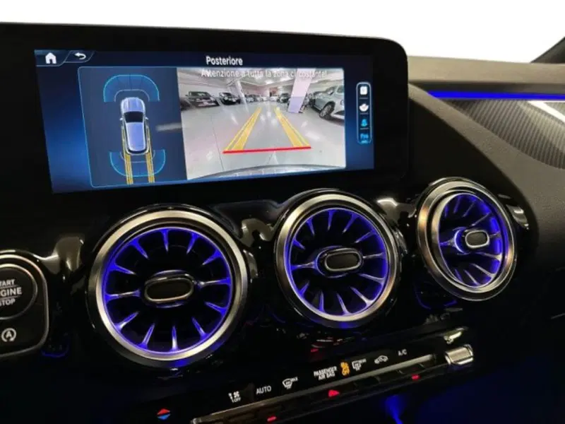 Mercedes-Benz GLA SUV usata a Avellino (11)