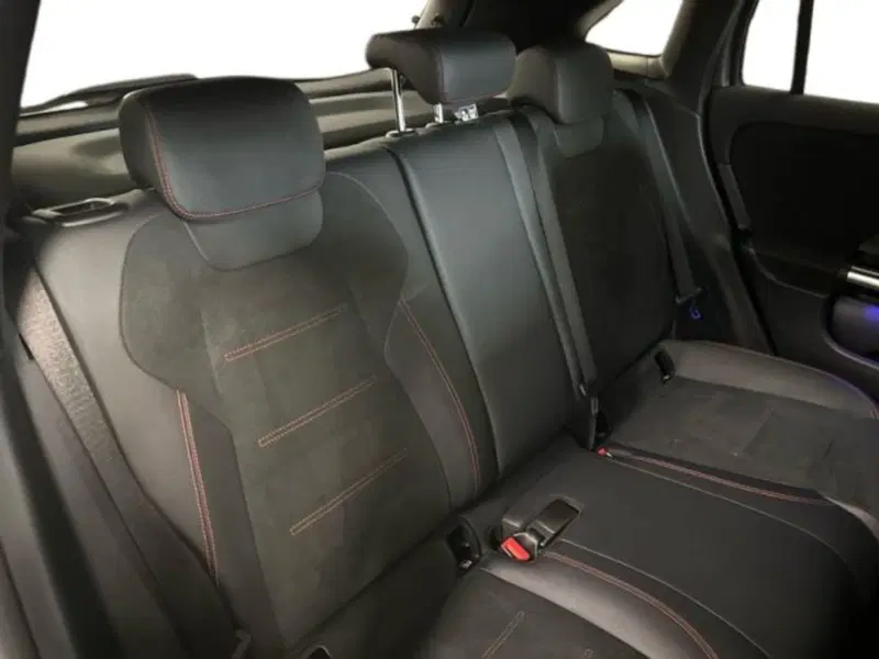 Mercedes-Benz GLA SUV usata a Avellino (15)