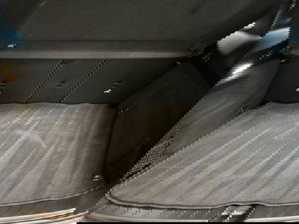 Mercedes-Benz GLA SUV usata a Avellino (8)