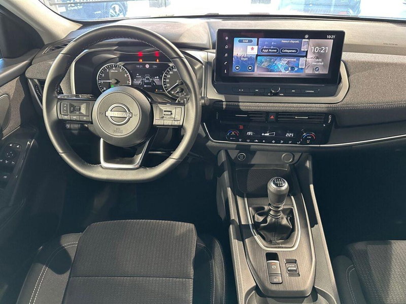 Nissan Qashqai nuova a Sondrio (13)
