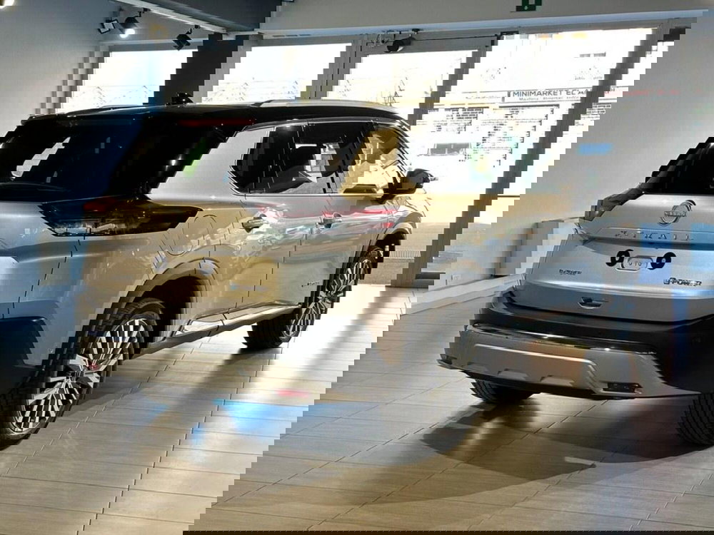 Nissan X-Trail nuova a Sondrio (5)