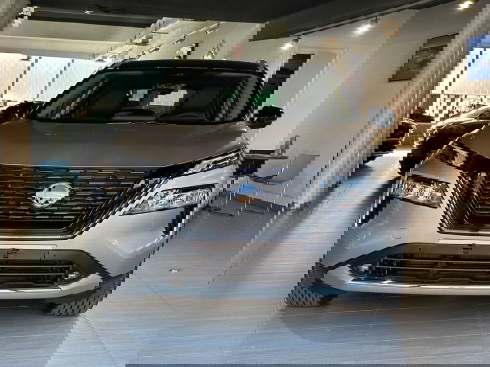 Nissan X-Trail nuova a Sondrio (8)