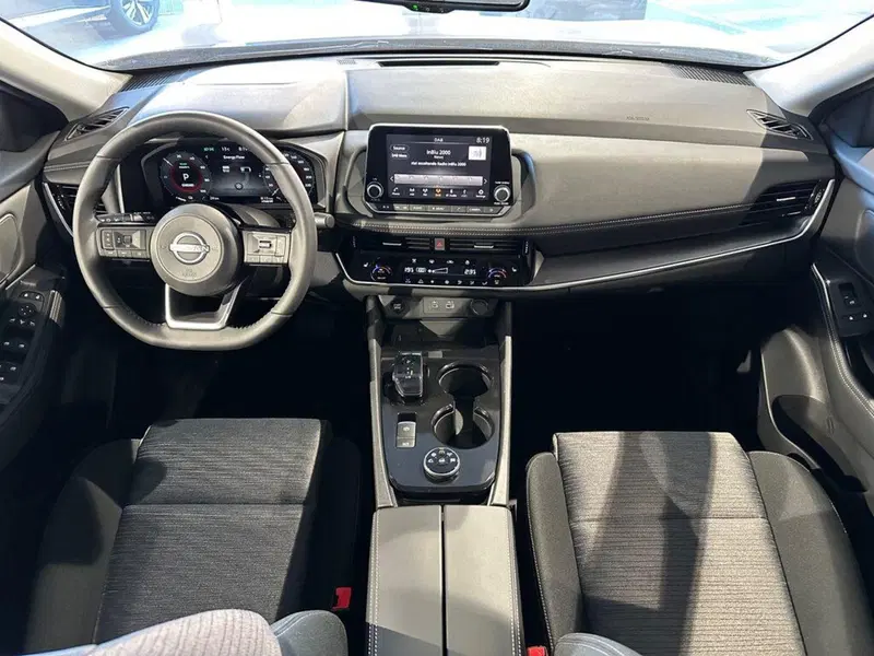 Nissan X-Trail nuova a Sondrio (12)