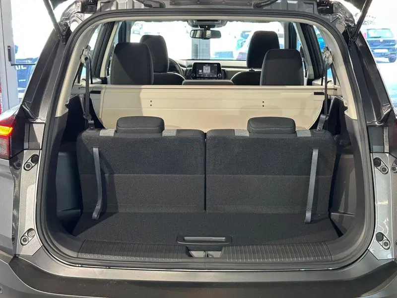 Nissan X-Trail nuova a Sondrio (15)
