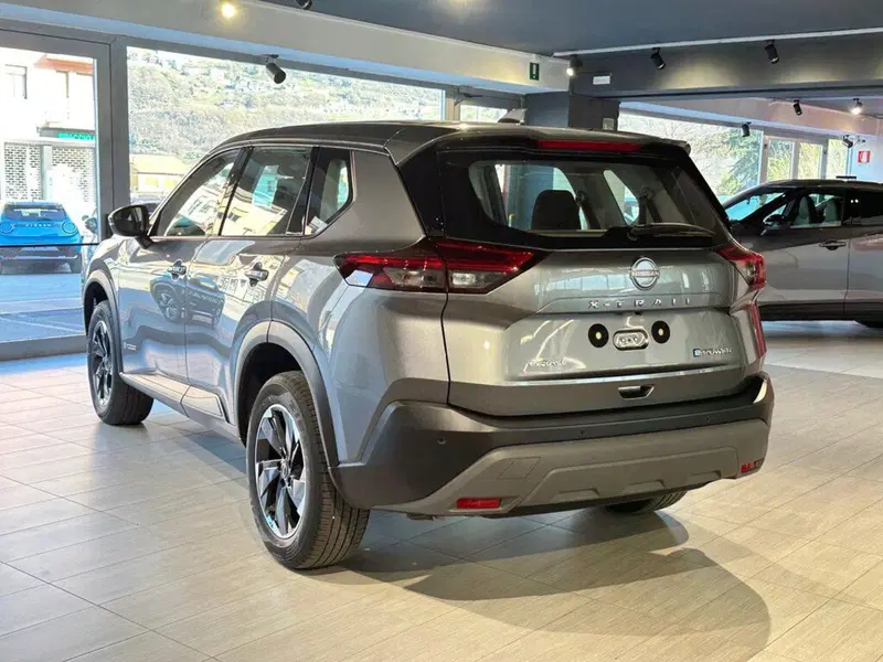 Nissan X-Trail nuova a Sondrio (3)
