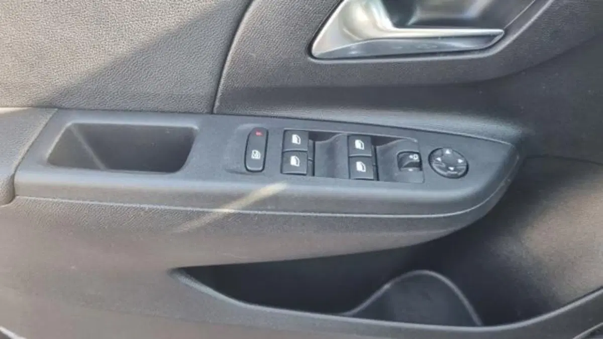 Opel Corsa usata a Savona (11)