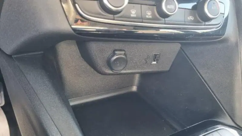 Opel Corsa usata a Savona (9)