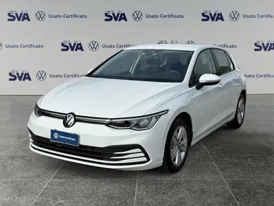 Volkswagen Golf 2.0 TDI DSG SCR Life del 2023 usata a Ravenna