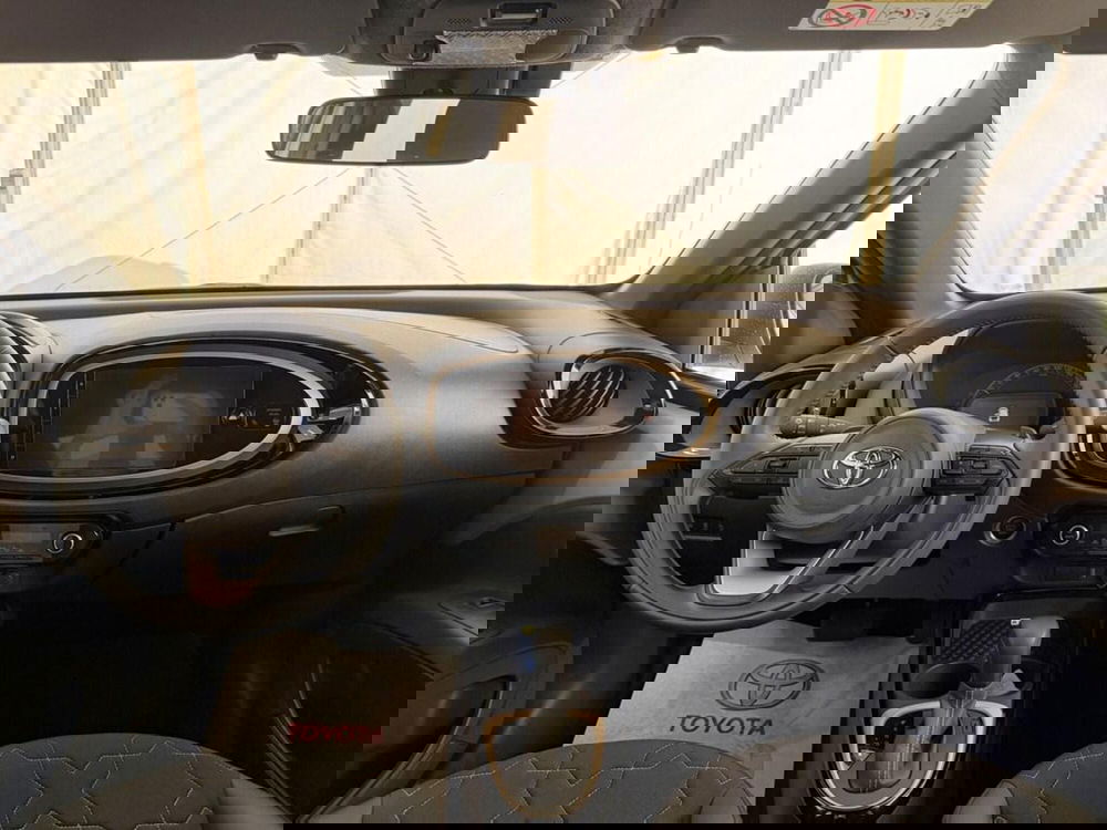 Toyota Aygo X usata a Monza e Brianza (9)