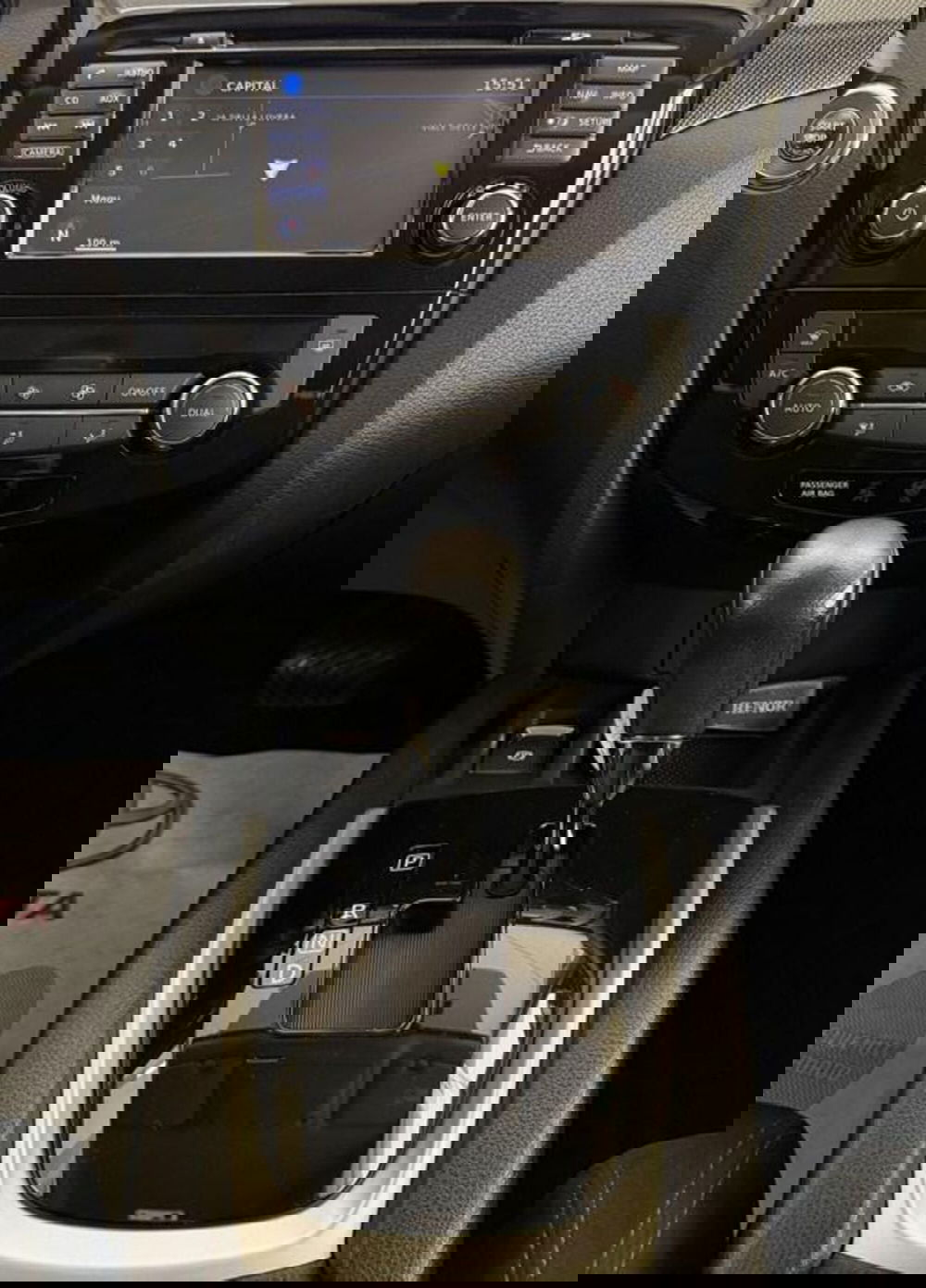 Nissan X-Trail usata a Monza e Brianza (13)