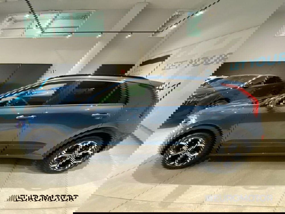 Kia Niro nuova a Bari (11)