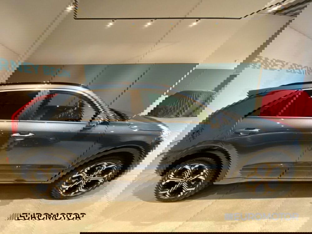 Kia Niro nuova a Bari (6)