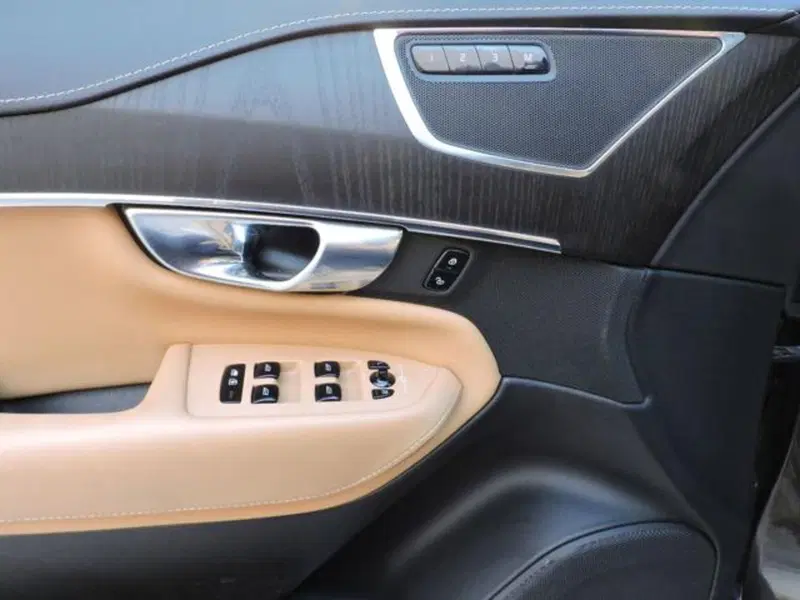 Volvo XC90 usata a Firenze (18)