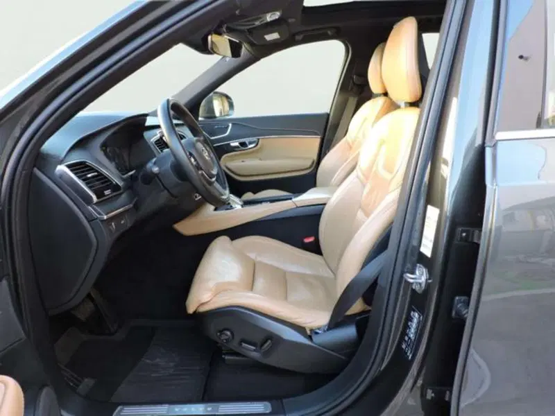 Volvo XC90 usata a Firenze (8)
