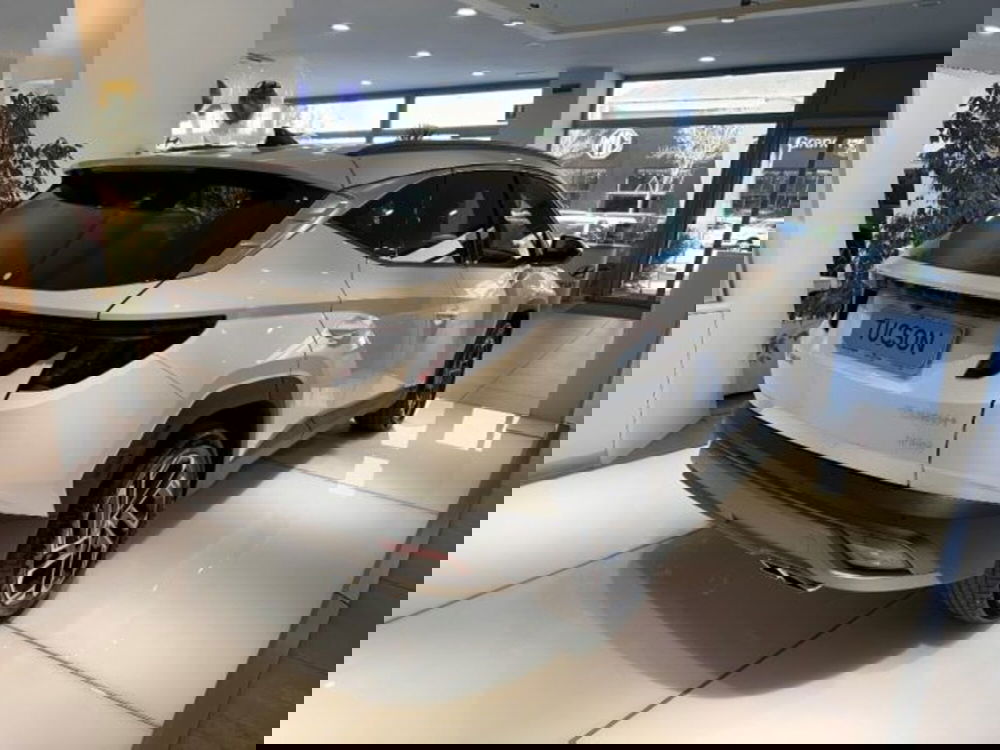 Hyundai Tucson nuova a Bologna (4)