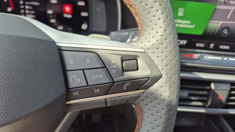 SEAT Leon ST nuova a Bologna (13)