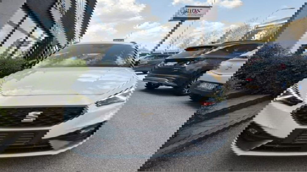 SEAT Leon ST nuova a Bologna (2)