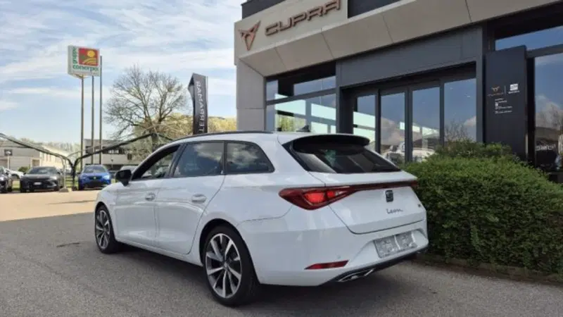 SEAT Leon ST nuova a Bologna (5)
