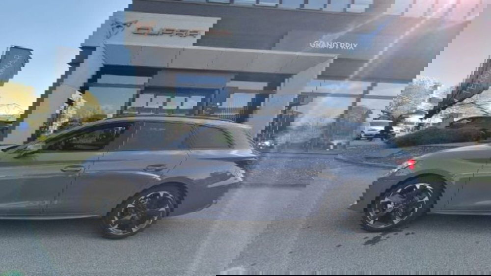 Cupra Leon Station Wagon nuova a Bologna (4)