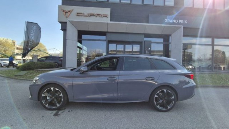 Cupra Leon Station Wagon nuova a Bologna (4)