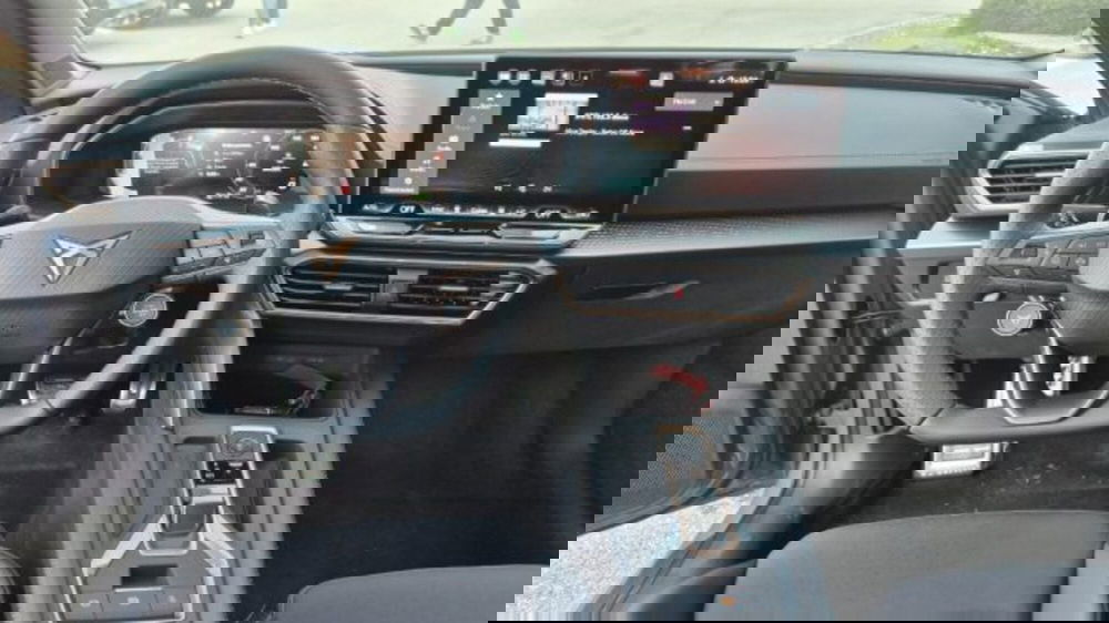 Cupra Leon Station Wagon nuova a Bologna (9)