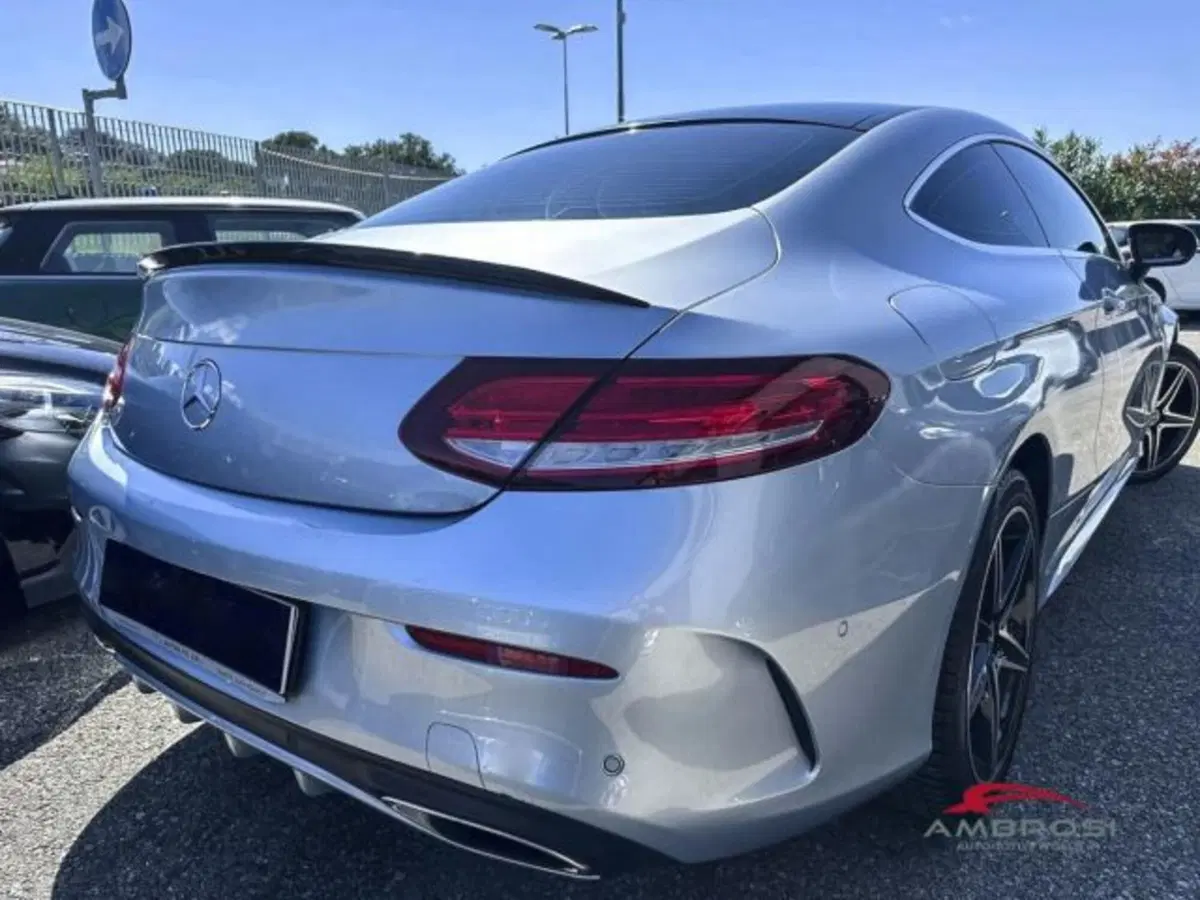 Mercedes-Benz Classe C Coupé usata a Perugia (2)