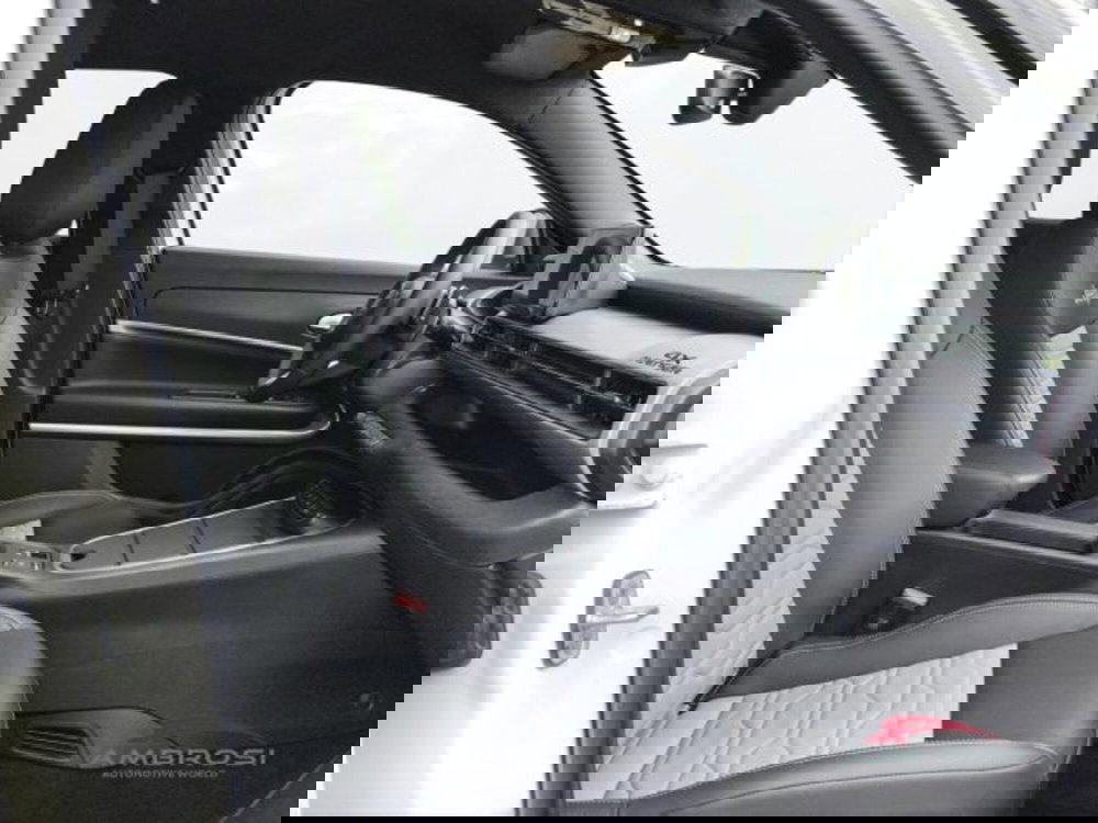 Jeep Avenger nuova a Perugia (12)