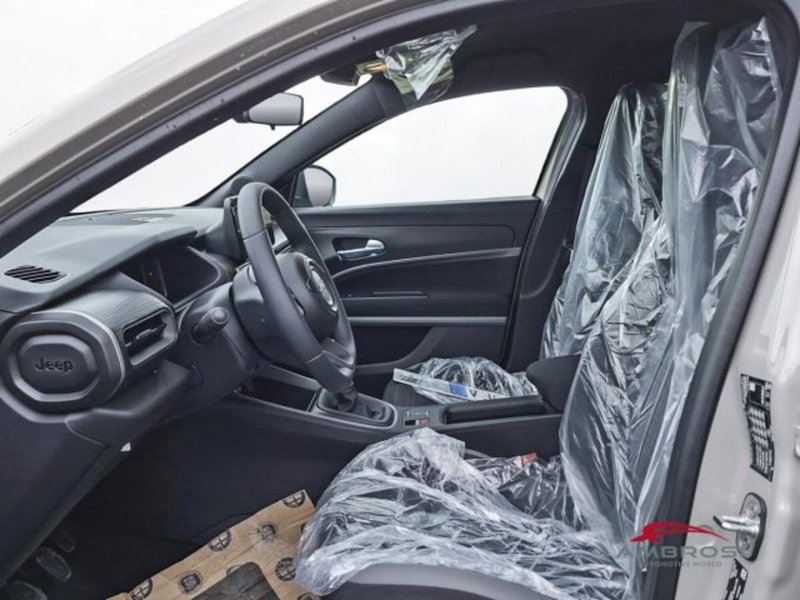 Jeep Avenger nuova a Perugia (10)